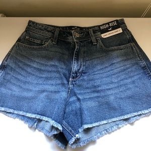 NWT Hollister High-rise Curvy Vintage Short 4”